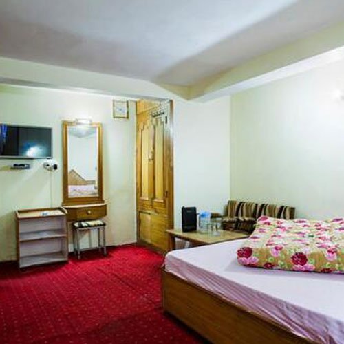 Super Deluxe room at Hotel Mahajan Manali